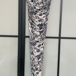 Black and White Graphic Print Skirt